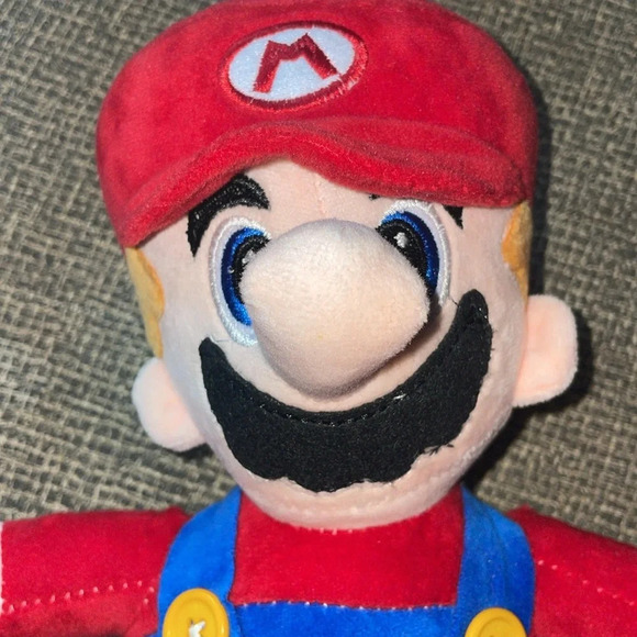 Super Mario plush doll - Picture 3 of 7